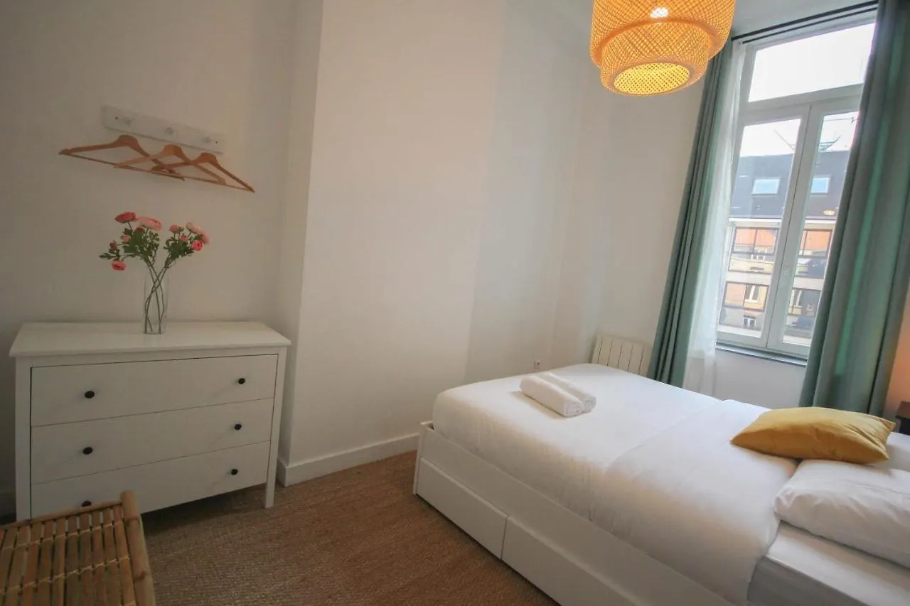 Lille Centre - Nice Cozy And Functional Ap 80M2 0*,  France